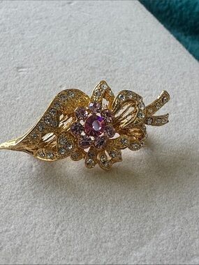 Vintage Gold Floral Bouquet Brooch with Pink Crystal Center